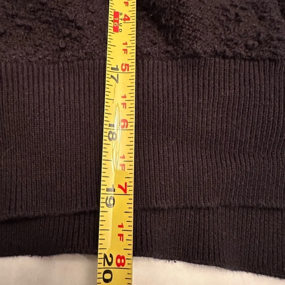 Free People Textured Black Puff Sleeve V‎ Neck Crop Sweater Size Small